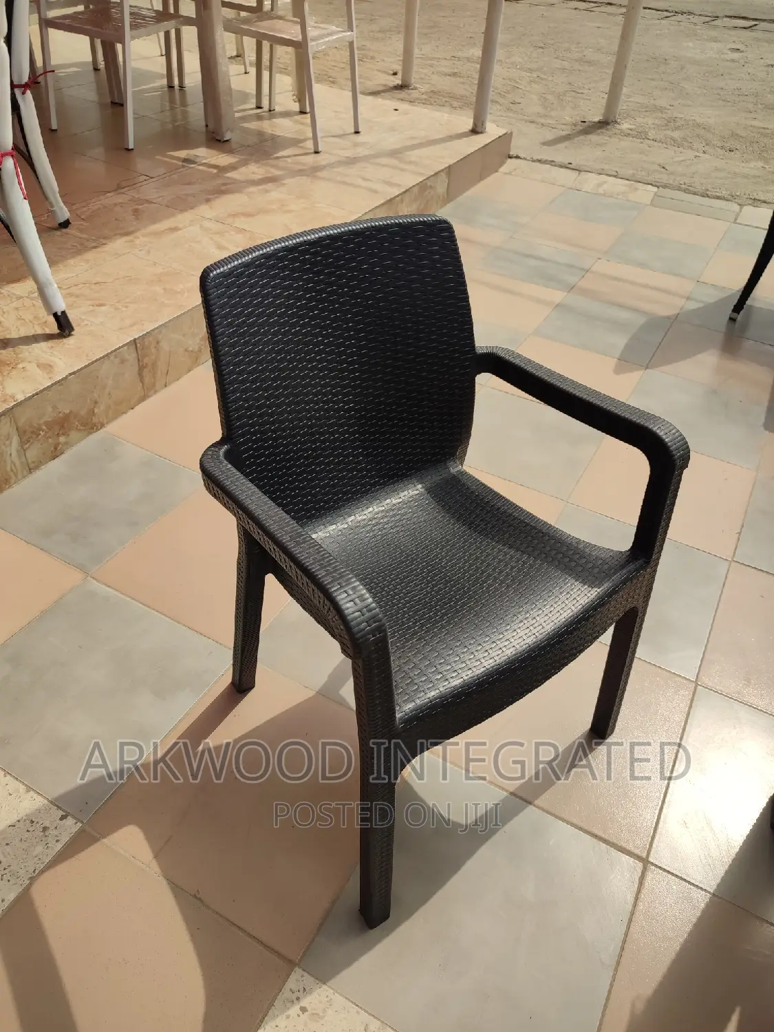 Plastic Out Door Chair