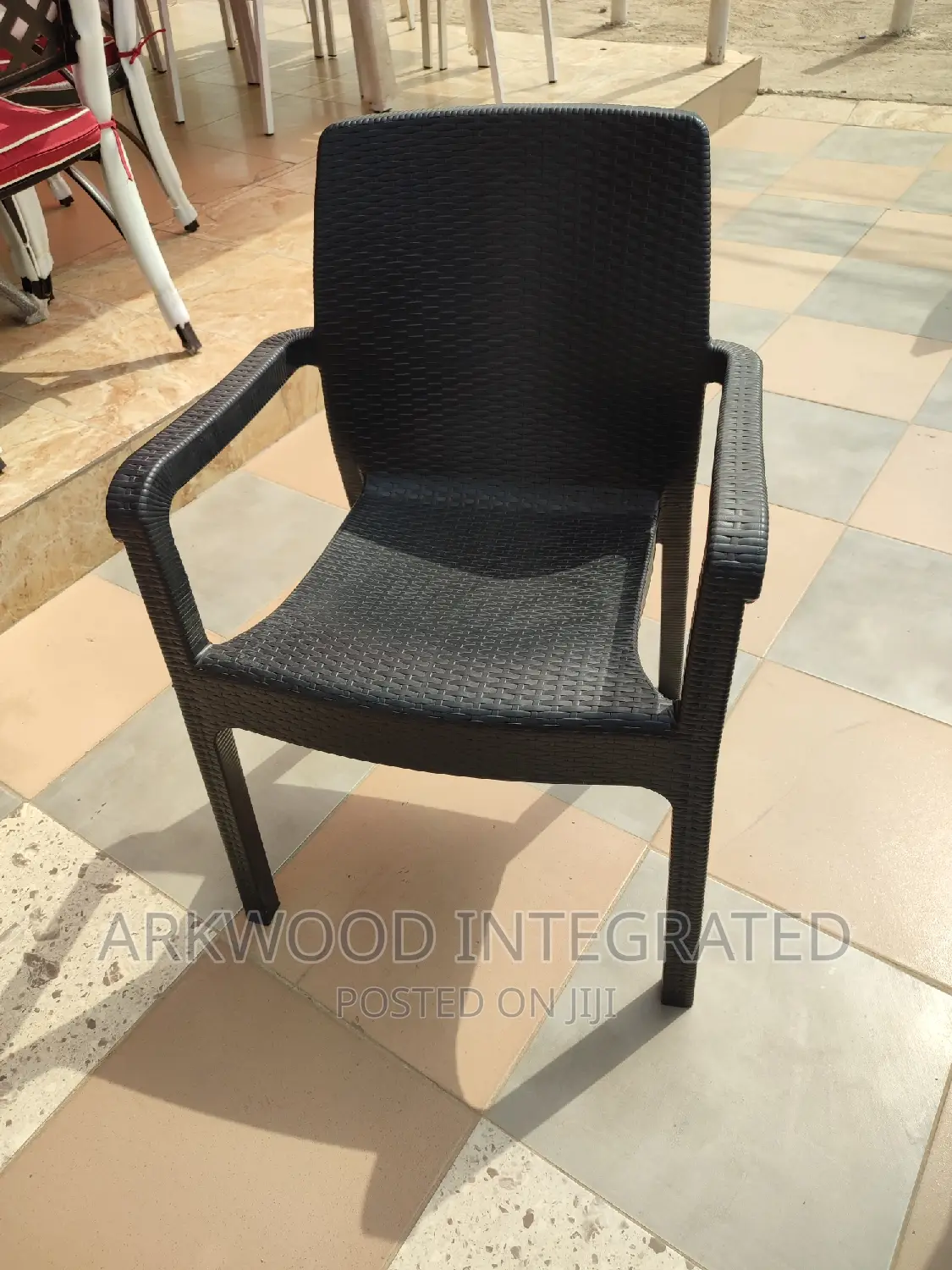 Plastic Out Door Chair