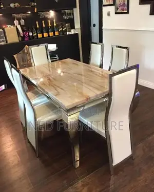 Quality Animal Leg Dining Table by 6 Seaters