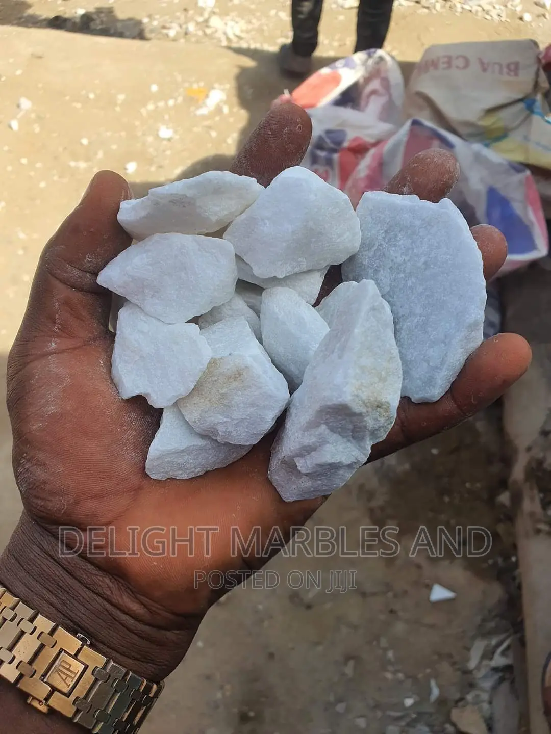 Crystal White Decorative Chips Stone