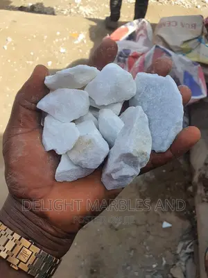 Crystal White Decorative Chips Stone