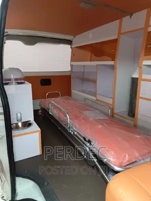 Toyota HiAce 2014