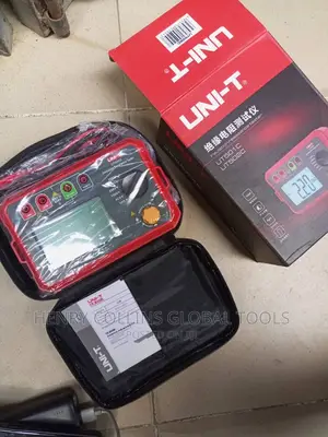 Uni-T Insulation Tester 2500kv