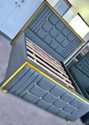 Class Design Bedframe