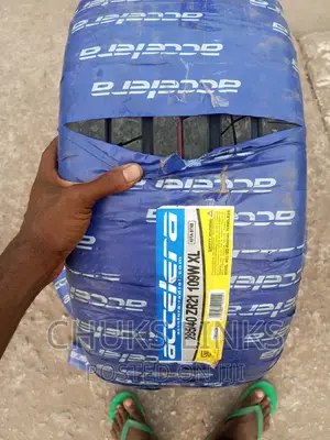 285/40r21 Accelera Tires