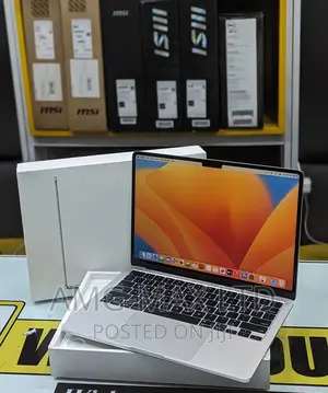 Laptop Apple MacBook Air 2022 M2 8GB Apple M2 SSD 256GB