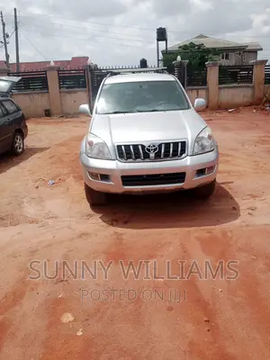 Toyota Land Cruiser Prado 4.0 V6 5dr 2005 Silver