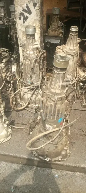 2 Wheel Drive Gearbox For Sequoia.