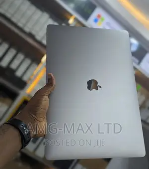 Laptop Apple MacBook Pro 2019 32GB Intel Core I9 SSD 512GB