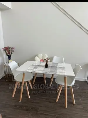 Mini Foreign White Dining Set