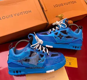 Luxury Louis Vuitton Monogram Sneakers