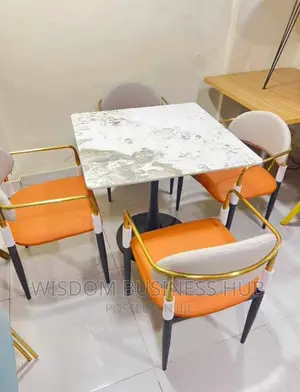 3 Seaters Dinning Set