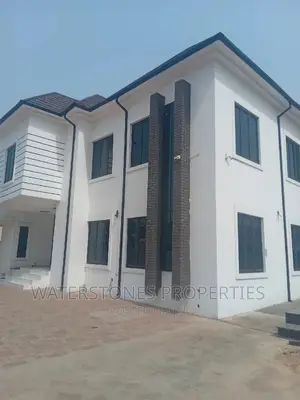 5bdrm Duplex for Sale in Asaba, Oshimili South for Sale