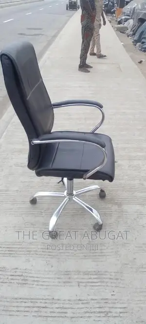 Executive Office Chair