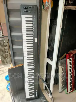 M-Audio Keystation 88mk3 Midi Keyboard