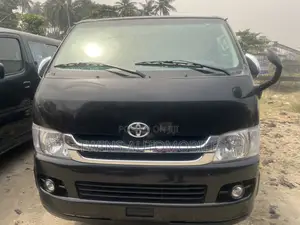 Toyota HiAce 2012 Black