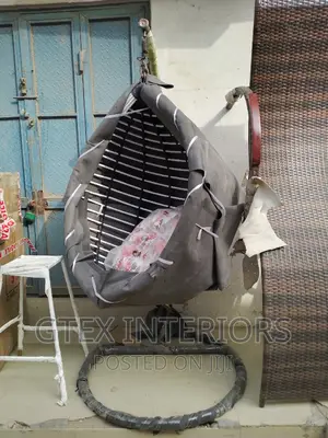 Swinging Chair