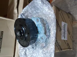 Water Pump for Toyota Avensis 2zr Engine