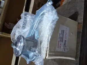Water Pump for Toyota Prado 2tr Engine