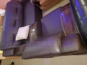 Quality Leather Padded Sofa Set