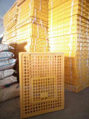 Mobile Crates for Transportation of Birds