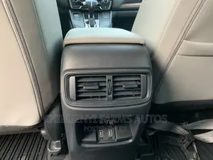 Honda CR-V Touring AWD 2018 Gray