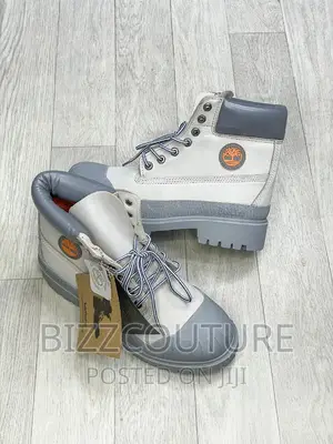 Original TIMBERLAND BEE LINE 6 Waterproof Available in Store