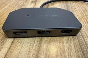 Cable Matters Triple Monitor Adapter - Up To And