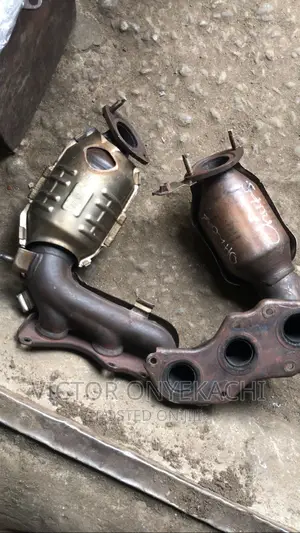 Engine Catalyst Converter Toyota Highlander 2010 Model