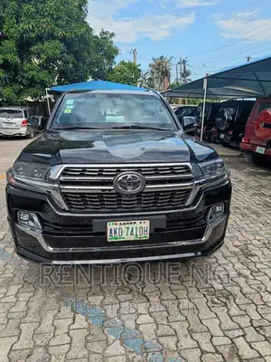Toyota Land Cruiser RENTAL