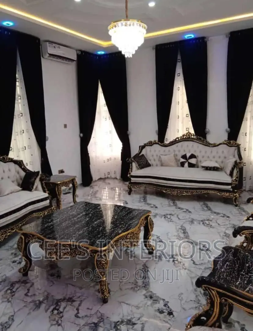Royal Curtains