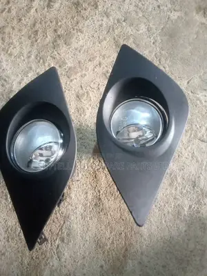 Fog Light And Chrome Toyota Corolla 2015