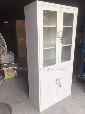 Half Metal Glass