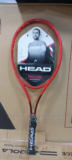 High Quality Professional Head Lawn Tennis Racket.