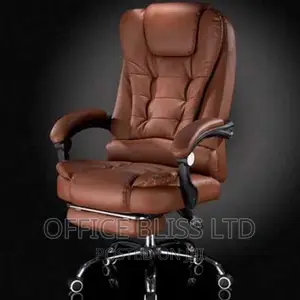 Modern Executive CEO Massage Chair With Footrest