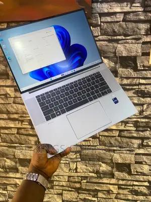 Laptop HP ZBook Studio 32GB Intel Core i7 SSD 1T