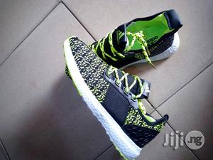 Adidas Sneakers