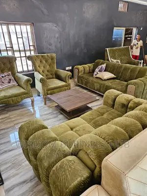 7 Seaters Fabric Sofa Chairs With Center Table