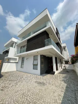 5bdrm Duplex in Lekki Phase 1 for sale