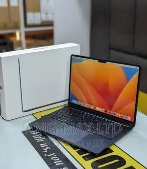 Laptop Apple MacBook Air 2022 M2 8GB Apple M2 SSD 512GB