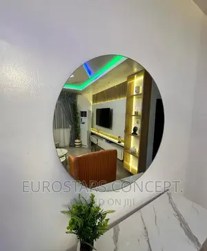 Round Shape Luxury Mirror With LED Lights