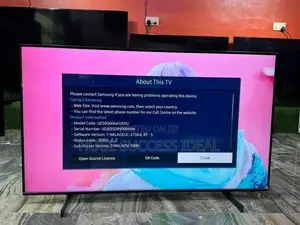 SAMSUNG 50" Smart Ultra HD HDR QLED TV With Bixby, Alexa