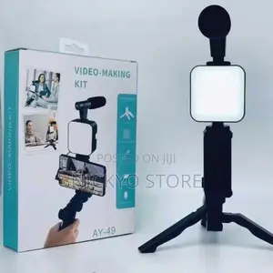 AY-49 Video Vlogger Kits Microphone LED Fill Light Mini Trip