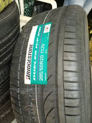 Bridgestone 285/50/20 Japan