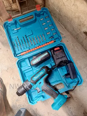 Iron Head Battery Drill Makita