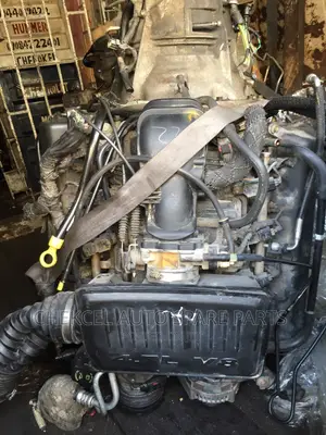 Engine and Gearbox Jeep Cherokee 4.7l