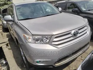 Toyota Highlander 2012 Silver