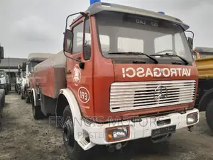 Mercedes Benz 1622