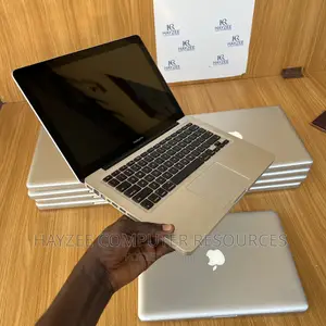 Laptop Apple MacBook 2012 8GB Intel Core I5 HDD 500GB