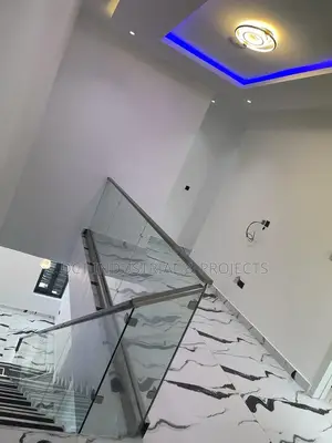 Glass Railings / Frameless Glass Handrails